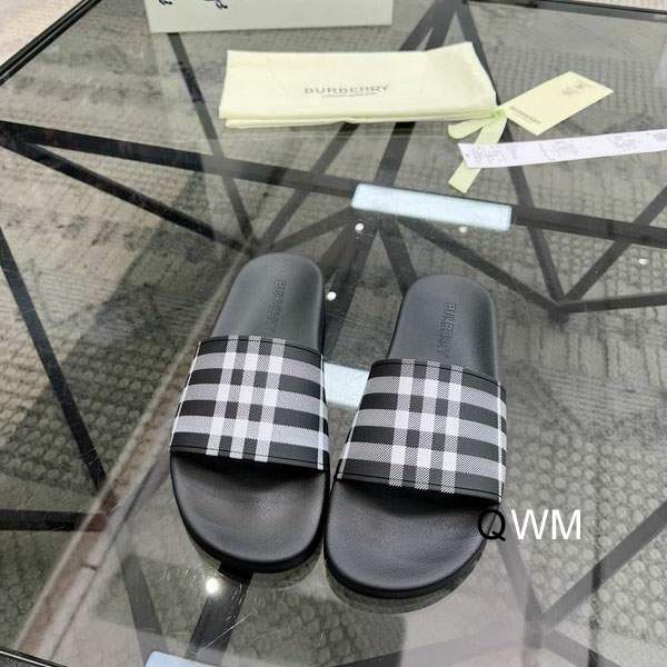 Picture of Burberry Slippers _SKUBurberrysz38-45WM03013289